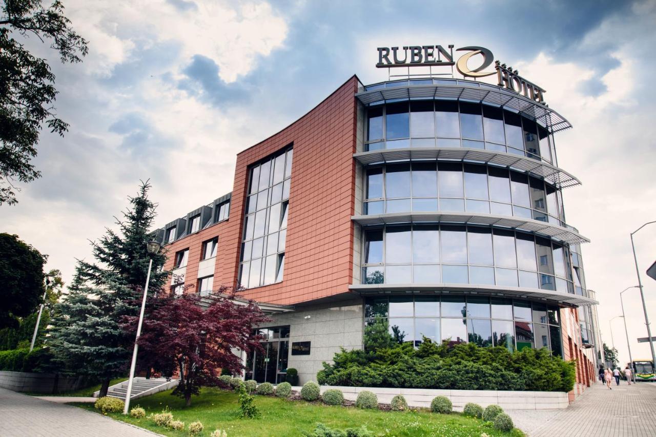 Ruben Hotel Zielona Gora Екстериор снимка